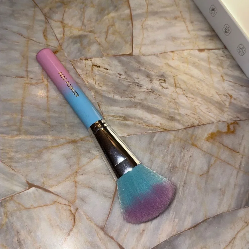 The Beauty Crop F203 Powder‎ Brush Pink Blue Ombre Synthetic Bristles